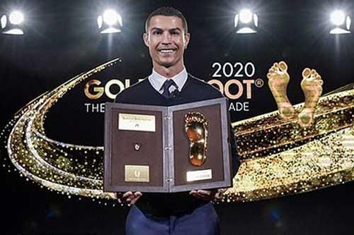 Ronaldo đoạt giải Bàn chân Vàng 2020