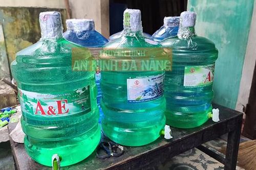 Đà Nẵng: Sản xuất nước uống đóng chai 'Anh & Em' không đảm bảo vệ sinh an toàn thực phẩm