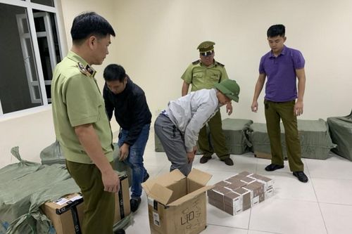 QLTT Quảng Ninh: Thu giữ lô hàng thuốc lá điện tử nhập lậu trị giá 1,7 tỷ đồng