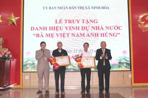 Truy tặng danh hiệu Bà mẹ Việt Nam anh hùng cho 2 mẹ ở Ninh Hòa