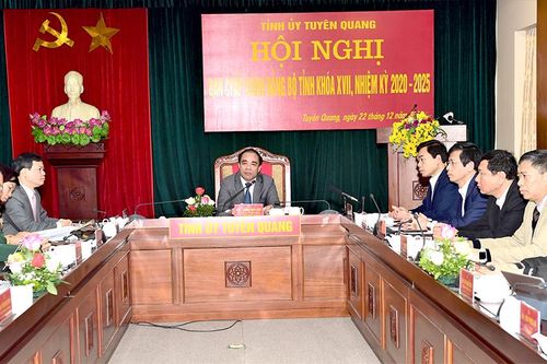 Hội nghị BCH Đảng bộ tỉnh về điều chỉnh địa giới hành chính và thành lập thị trấn