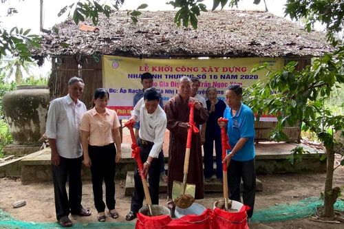 Hoạt động từ thiện hỗ trợ người nghèo tại các địa phương
