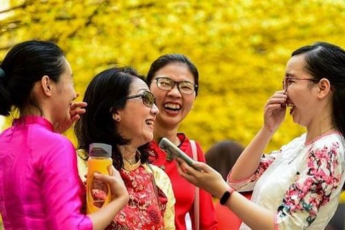 Trường đại học ở TP.HCM thưởng Tết lên tới 70 triệu đồng