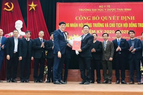Bộ trưởng Bộ Y tế: Đại học Y Dược Thái Bình cần đổi mới mạnh mẽ, toàn diện