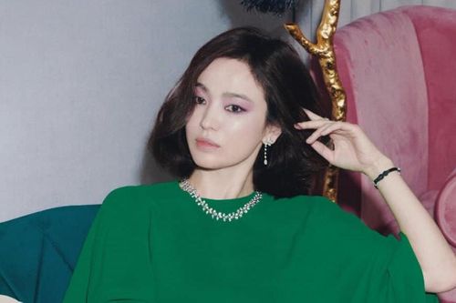 Song Hye Kyo nói gì trên tạp chí W mà netizen cho rằng cô đang muốn đá xéo Song Joong Ki?