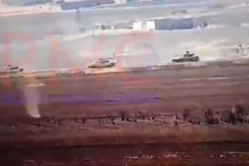 Thổ Nhĩ Kỳ triển khai hàng chục xe tăng đến Syria, chuẩn bị tấn công Ain Issa