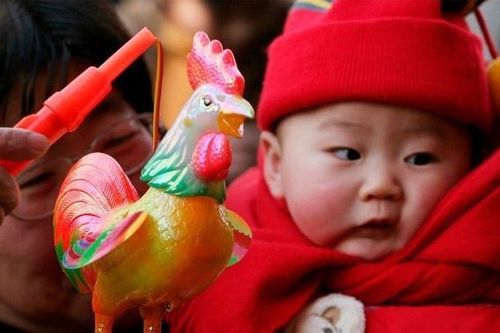 Đôi vợ chồng Trung Quốc ly hôn vì đều muốn con mang họ mình