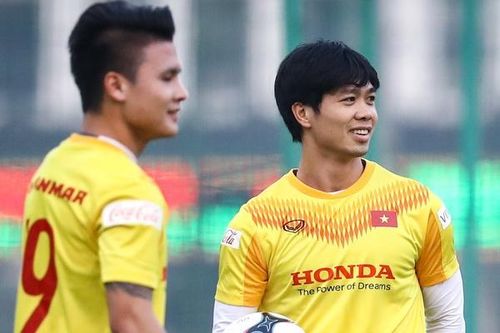 Dàn sao tuyển Việt Nam tập riêng trước giờ đấu đội U22
