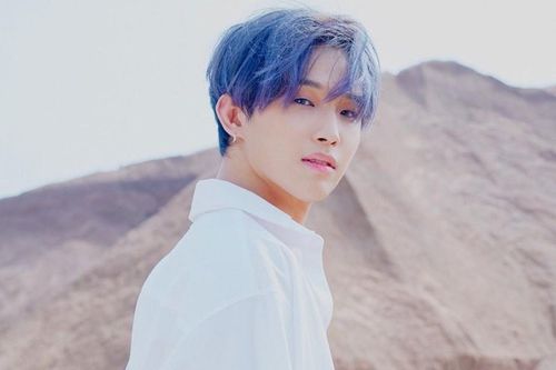 Nam thần tượng Hàn bị nghi hẹn hò với stylist