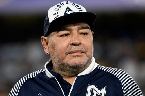 Maradona được điều trị sai cách trước khi qua đời