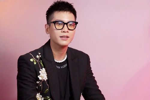 Quân A.P lên tiếng về tin đồn có con riêng