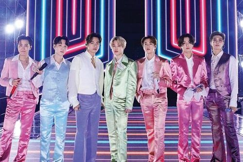 Fan của BTS, Twice và Blackpink đứng đầu top 'chịu chi'