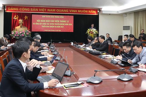 EVN đẩy mạnh chuyển đổi số, bảo đảm điện giai đoạn 2021-2025