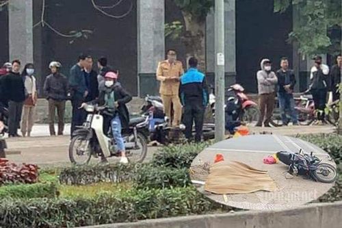 Người phụ nữ đâm xe máy vào gốc cây tử vong