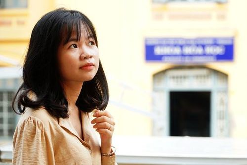 Thủ khoa đầu ra Đại học Dược Hà Nội năm 2020: 'Gia đình là nguồn động lực tốt nhất!'