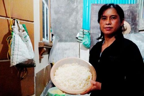 Làng nghề xôi Phú Thượng vực dậy sau ảnh hưởng của dịch Covid-19