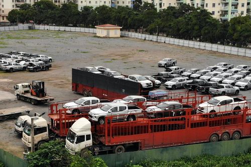Thị trường ô tô cuối năm 2020: Xe nhập giảm tốc, xe lắp nước rút