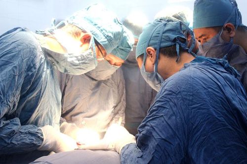 Chuyển giao kỹ thuật cao trong y tế: Phục vụ người bệnh tốt hơn
