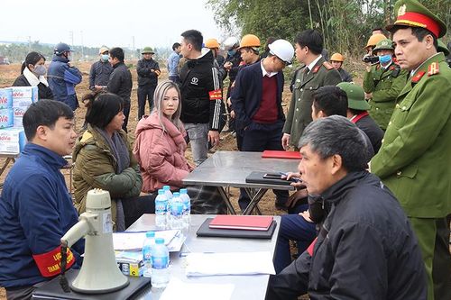 Cưỡng chế, thu hồi đất để thực hiện Dự án Khu Công nghiệp Phú Hà giai đoạn I