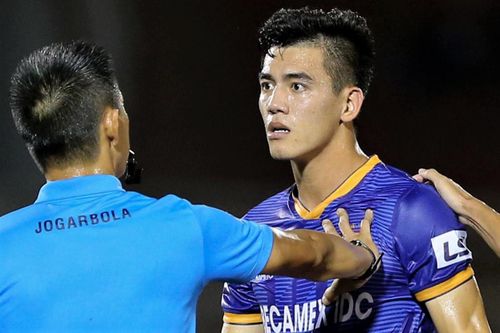 HLV Phan Thanh Hùng tiết lộ lý do ký 3 năm với CLB Bình Dương