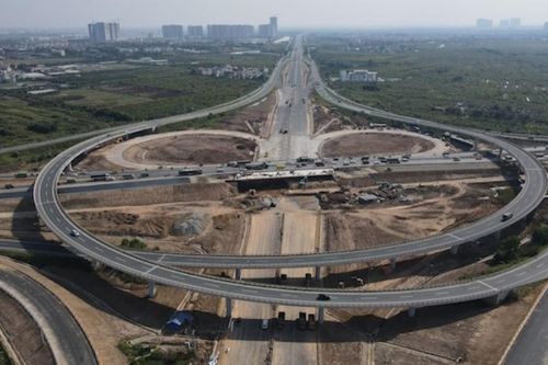 Chuẩn bị thông xe nút giao Vành đai 3 với cao tốc Hà Nội - Hải Phòng