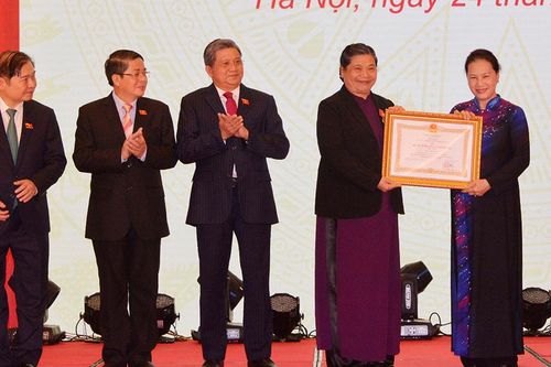 Trao tặng Huân chương Lao động của Nhà nước, Bằng khen của Thủ tướng Chính phủ