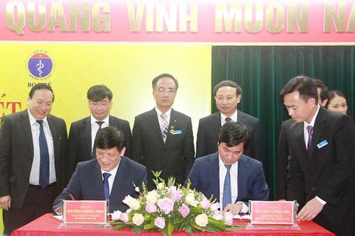 Quảng Ninh tiếp nhận quản lý Bệnh viện Việt Nam – Thụy Điển Uông Bí