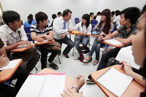 Chưa có quy định về việc quy đổi giữa các loại chứng chỉ ngoại ngữ