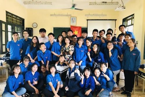 'Đôi cánh' của học sinh miền sơn cước
