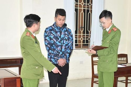 Bắt quả tang nam thanh niên nuôi nhốt động vật hoang dã