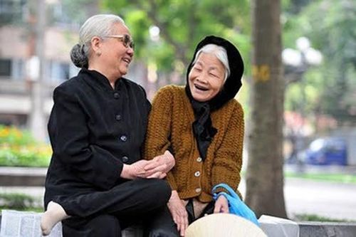 Tuổi thọ trung bình của người Việt Nam là 73.6, cao hơn nhiều nước