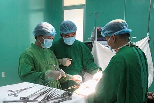 Khám bệnh để xuất khẩu lao động, cô gái phát hiện khối u chèn ép tim