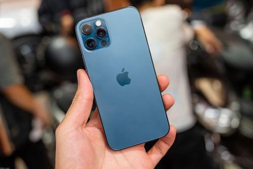5 mẫu iPhone giảm giá cực sâu, 'đỉnh nhất' là iPhone 12 Pro Max đang bán rẻ 3 triệu đồng