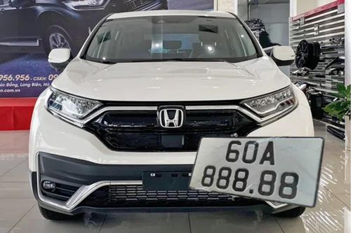 Honda CR-V 2020 bốc được biển số siêu đẹp, dân mạng chờ giá rao bán lại
