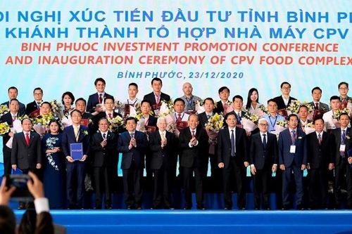 Phó Thủ tướng Trương Hòa Bình dự Hội nghị xúc tiến đầu tư tại Bình Phước