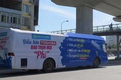 Xử nghiêm ôtô khách dán quảng cáo phủ kín toàn bộ xe