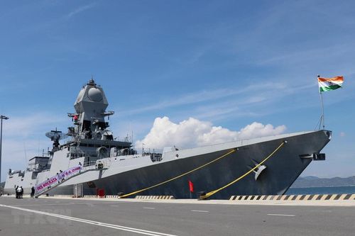 Tàu Hải quân Ấn Độ Ins Kiltan thăm Việt Nam