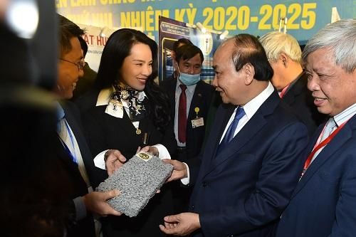 Thủ tướng Nguyễn Xuân Phúc: Các nhà khoa học là tài sản quốc gia