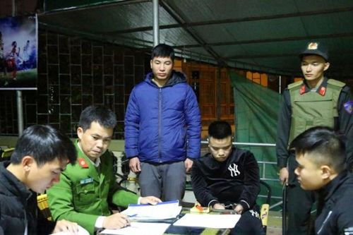 Hà Tĩnh: Phá đường dây đánh bạc giao dịch hơn nửa tỷ mỗi ngày