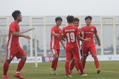 Viettel và PVF vào chung kết U15 cúp Quốc gia