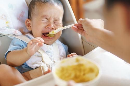 Khi trẻ có 3 biểu hiện này đồng nghĩa với việc dạ dày đang có vấn đề