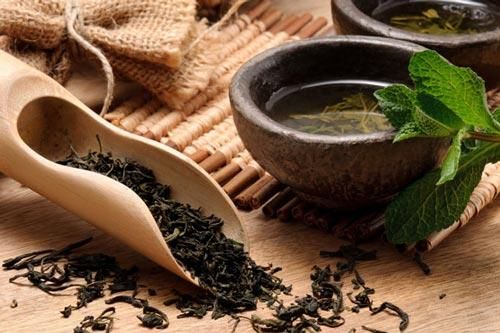 Lợi ích chữa bệnh viêm khớp 'tuyệt diệu' của trà đen