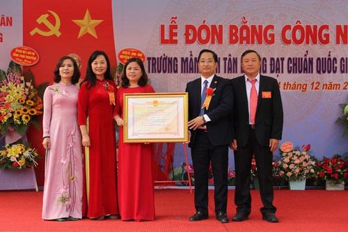 Trường Mầm non Tân Dương đạt chuẩn Quốc gia mức độ 2