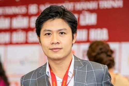 Nguyễn Văn Chung nhận kỷ lục âm nhạc