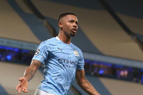 Sao Man City mắc COVID-19