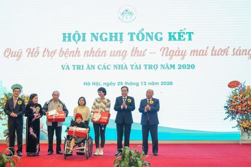 Không để bệnh nhân ung thư ở lại phía sau