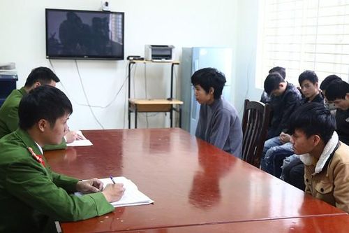 Hà Nội: Triệt phá nhóm đối tượng hack hàng ngàn tài khoản ngân hàng