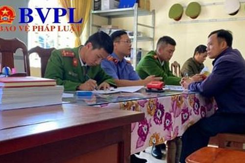 Khởi tố, bắt giam một chủ tịch UBND xã theo yêu cầu của Viện kiểm sát