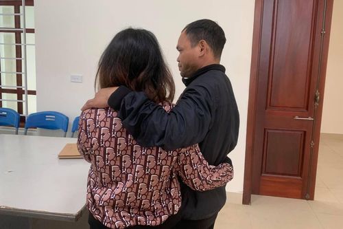 Giải cứu thiếu nữ bị bán ra nước ngoài