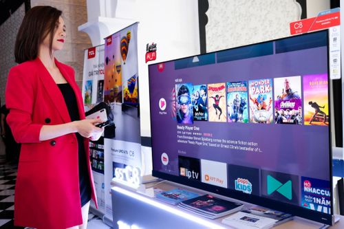 Nhiều mẫu TV 4K đồng loạt giảm giá dịp cuối năm